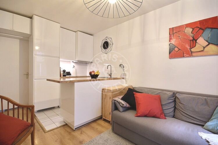 Living room - Furnished 1 bedroom - Paris 75011 - 14405