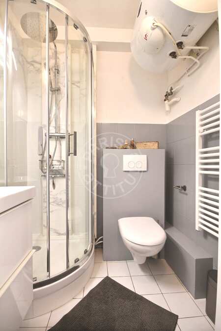 Bathroom Furnished apartment - 27m²  - 1 bedroom - Oberkampf - Paris