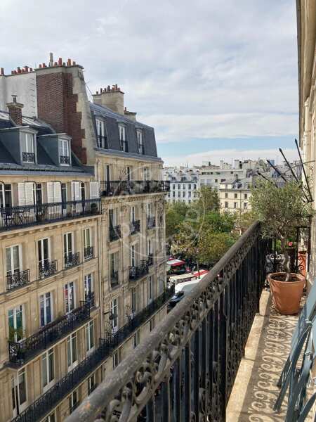 Balcon Appartement meublé - 55m²  - 1 chambre - Bastille - Paris
