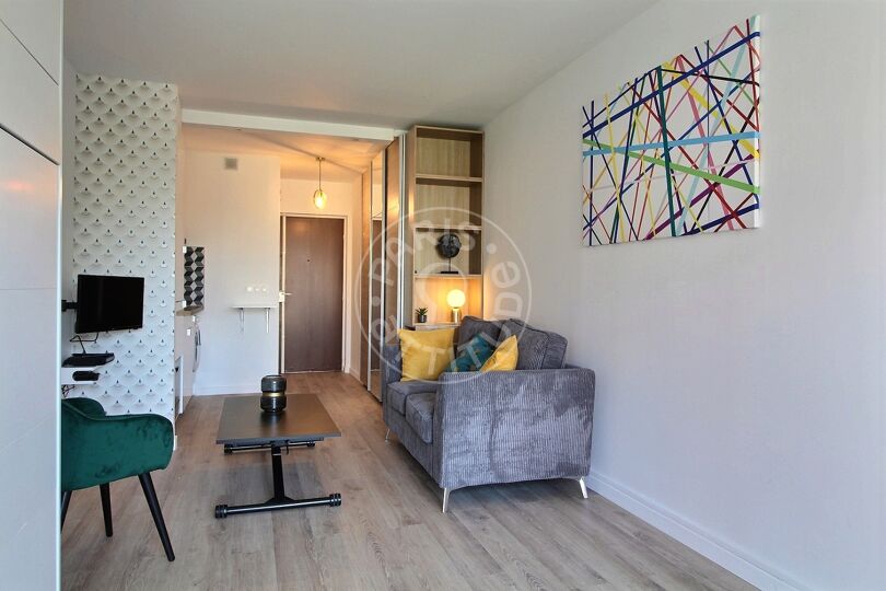 Estudio amueblado - París 75020 - 14409