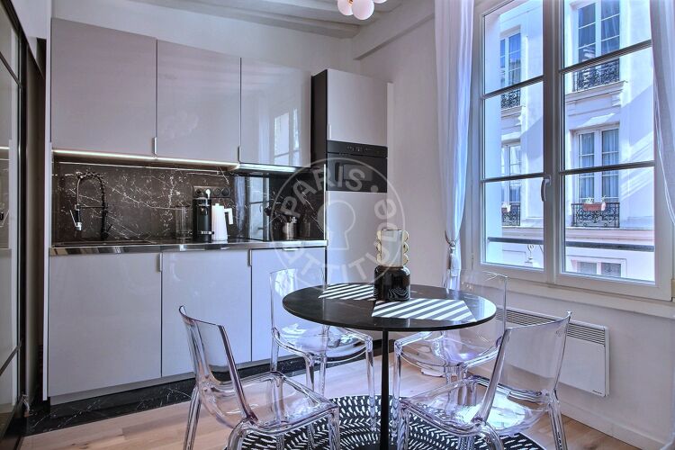 Sala - 1 quarto mobiliado - Paris 75004 - 14429