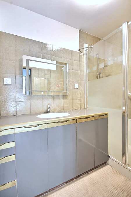 Bathroom Furnished apartment - 65m²  - 2 bedrooms - Pantin