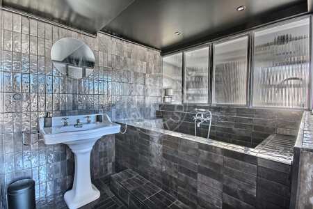 Salle de bain Appartement meublé - 52m²  - 1 chambre - Pyramides / Palais Royal - Paris