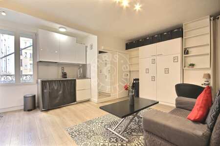 Living room Furnished studio - 24m²  - Gare de l'Est / Gare du Nord - Paris