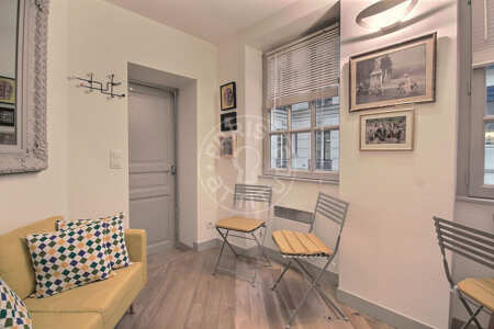 Living room Furnished studio alcove - 22m²  - Musée d'Orsay - Paris