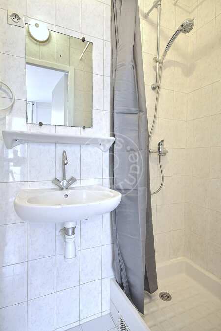Bathroom Furnished studio - 16m²  - Bastille - Paris