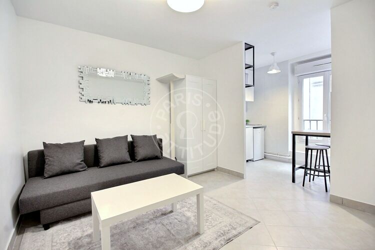Sala - Quitinete mobiliado - Paris 75011 - 14500