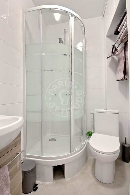 Salle de bain Studio meublé - 19m²  - Oberkampf - Paris