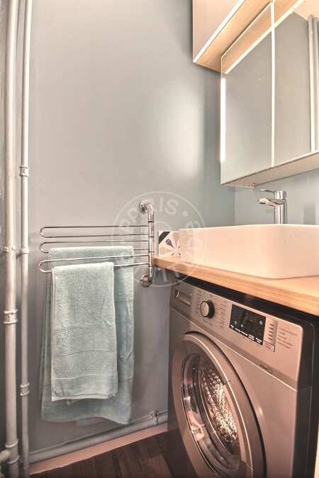 Bathroom Furnished studio - 18m²  - Montsouris - Paris