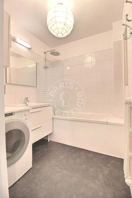 Badezimmer Möblierte wohnung - 67m²  - 2 Zimmer - Commerce - Paris