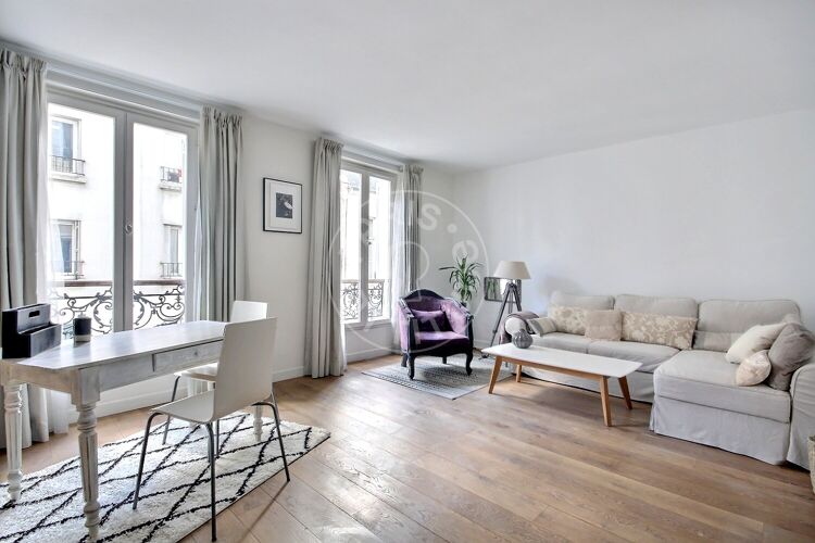 Salotto - 1 locale arredato - Parigi 75018 - 14511