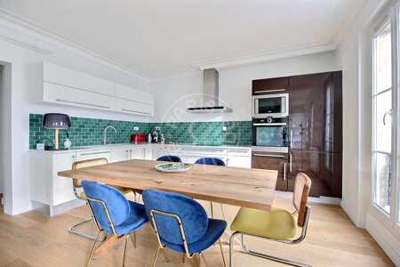 Salle à manger Appartement meublé - 67m²  - 2 chambres - Guy Môquet - Paris