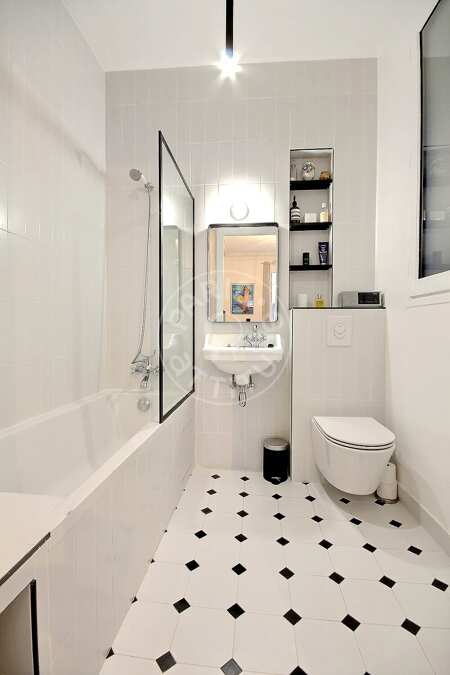 Baño Piso amueblado - 75m²  - 2 dormitorios - Poissonnière - París