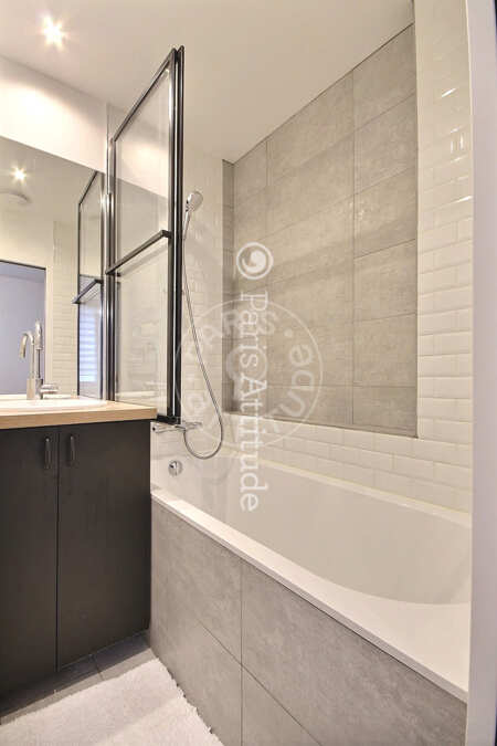 Casa de banho Apartamento mobilado - 48m²  - 1 quarto - Ledru-Rollin - Paris
