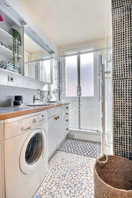 Baño Piso amueblado - 85m²  - 2 dormitorios - Saint Placide - París