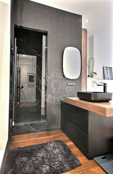 Bathroom Furnished apartment - 45m²  - 1 bedroom - Montorgueil - Paris