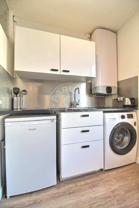Cuisine Studio meublé - 25m²  - Oberkampf - Paris