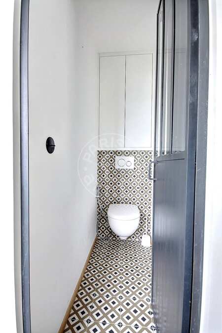 Toilettes Duplex meublé - 82m²  - 3 chambres - Marx Dormoy - Paris