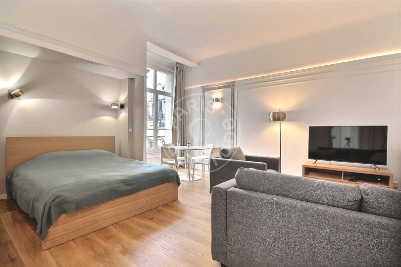 Estudio amueblado - París 75008 - 14575