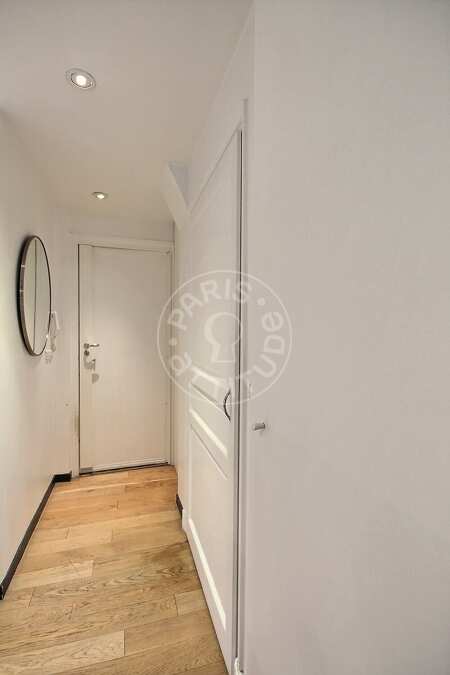 Entrada Apartamento mobilado - 59m²  - 1 quarto - Pereire - Paris