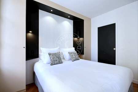 Bedroom Furnished apartment - 43m²  - 1 bedroom - Miromesnil - Paris