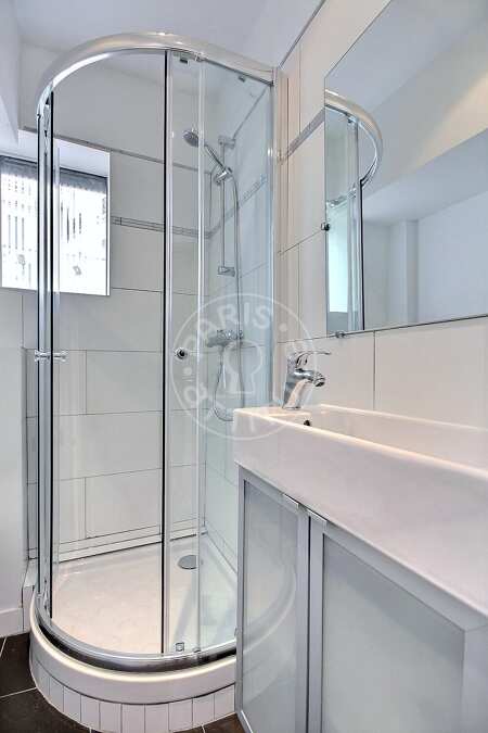 Bagno Monolocale arredato - 20m²  - Montmartre / Place des Abbesses - Parigi