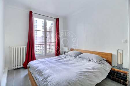 Quarto Apartamento mobilado - 85m²  - 3 quartos - Ledru-Rollin - Paris