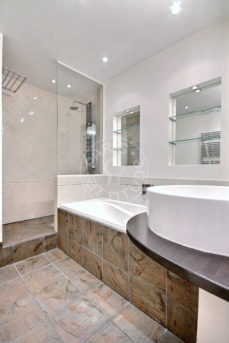 Badezimmer Möblierte wohnung - 70m²  - 2 Zimmer - Trocadéro - Paris