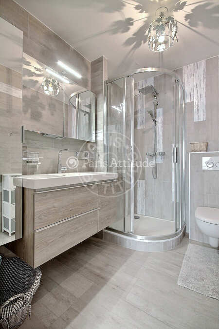 Bathroom Furnished apartment - 97m²  - 2 bedrooms - Boulogne-Billancourt