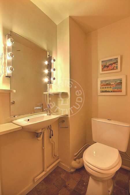 Inodoro Piso amueblado - 71m²  - 2 dormitorios - Saint-Germain - París