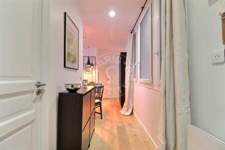 Entrance Furnished apartment - 50m²  - 2 bedrooms - Porte de Saint-Cloud - Paris