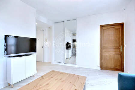 Wohnzimmer Möblierte wohnung - 31m²  - 1 Zimmer - Batignolles - Paris