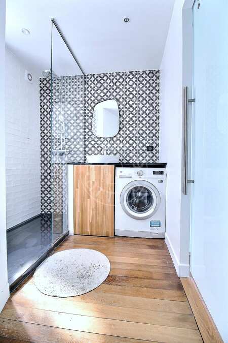 Salle de bain Appartement meublé - 52m²  - 1 chambre - Marx Dormoy - Paris