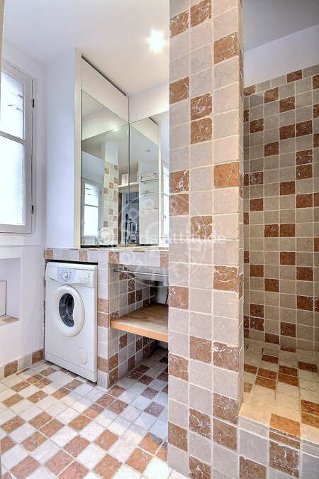 Salle de bain Appartement meublé - 38m²  - 1 chambre - Convention - Paris