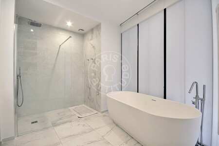Casa de banho Apartamento mobilado - 240m²  - 4 quartos - Musée Picasso - Paris