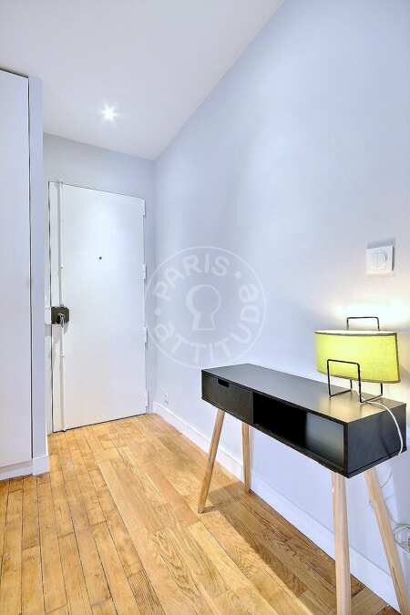 Eingangsbereich Möblierte wohnung - 56m²  - 1 Zimmer - Porte Dauphine - Paris