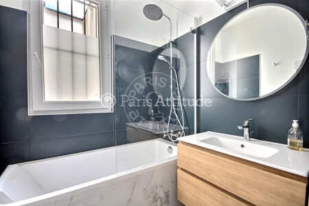 Salle de bain Duplex meublé - 45m²  - 2 chambres - Place Vendôme - Paris