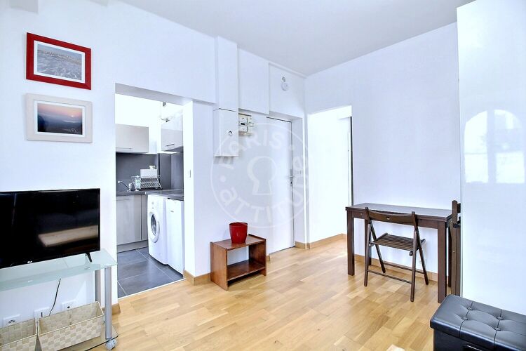 Salotto - 1 locale arredato - Parigi 75011 - 14735
