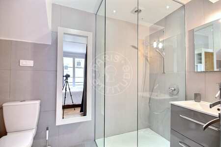 Salle de bain Appartement meublé - 25m²  - 1 chambre - Sacré-Cœur - Paris