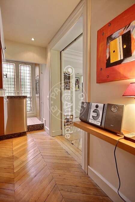 Entrance Furnished apartment - 55m²  - 1 bedroom - Champs-Elysées - Paris