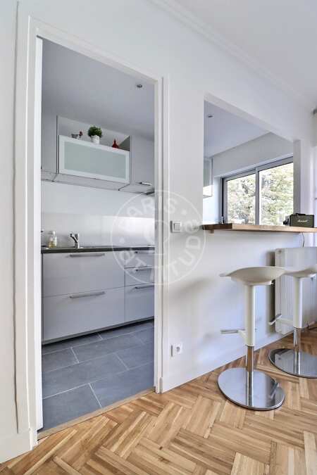 Kitchen Furnished apartment - 44m²  - 1 bedroom - Auteuil - Paris