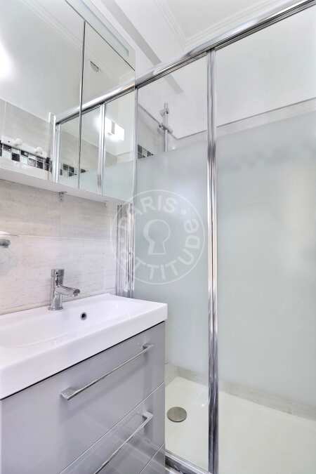 Baño Estudio amueblado - 21m²  - Parc André Citroën - París