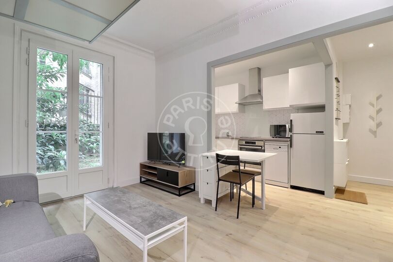 Quitinete mobiliado - Paris 75018 - 14782