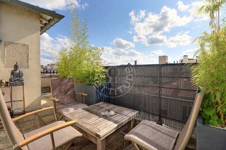 Terrace Furnished studio - 25m²  - Commerce - Paris