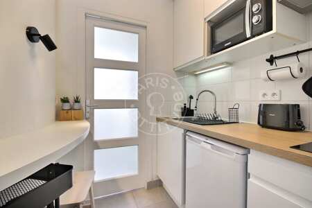 Cuisine Studio meublé - 23m²  - Sacré-Cœur - Paris