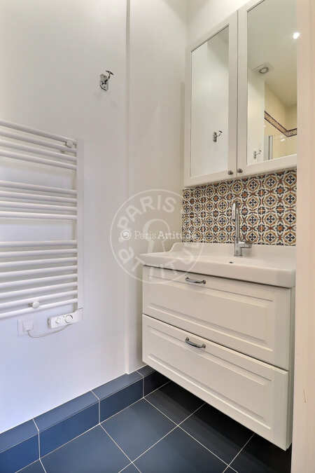 Salle de bain Appartement meublé - 42m² - 1 chambre - Strasbourg Saint-Denis - Paris