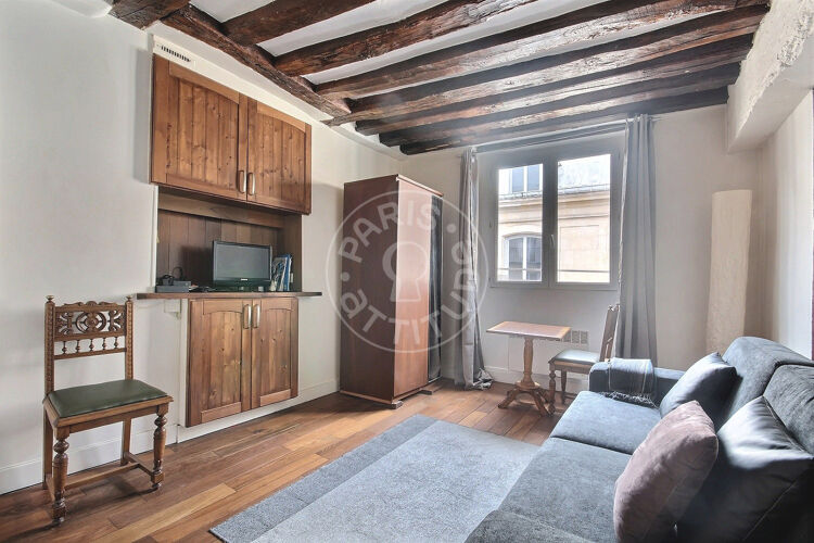 Salon - Studio meublé - Paris 75002 - 1483