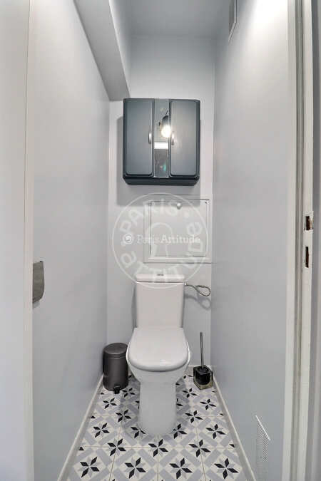 WC Apartamento mobilado - 86m²  - 3 quartos - Puteaux