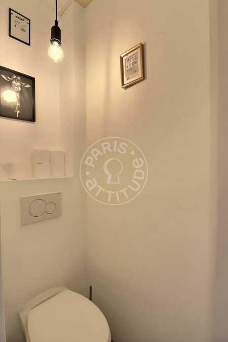 Toilettes Appartement meublé - 63m²  - 2 chambres - Père Lachaise - Paris