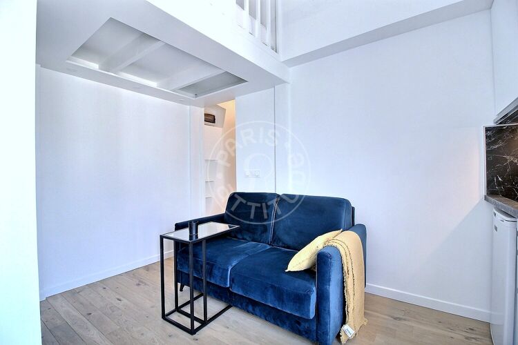Living room - Furnished studio alcove - Paris 75018 - 14841
